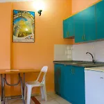 Carmina Hotel