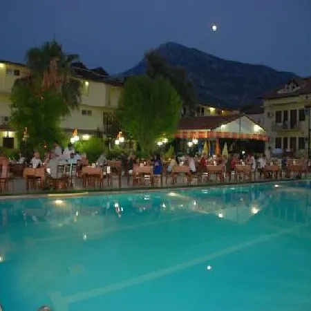 Hotel Carmina