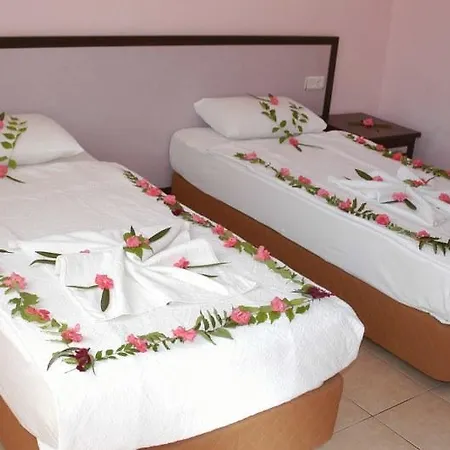 Carmina Hotel