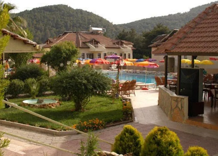 Carmina 3* Öludeniz