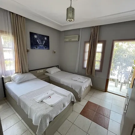 מלון Carmina אולודניץ