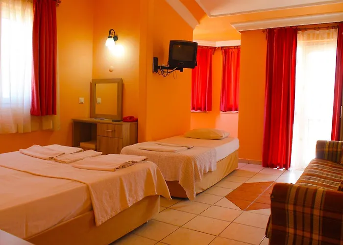 Carmina Отель 3*